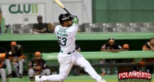 ¡Noche de Poder! Rodolfo Castro impulsa cinco carreras y guía a las Estrellas al triunfo sobre los Toros