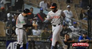 ¡GRAND SLAM! Bryan de la Cruz castiga al Licey con jonrón de bases llenas y frena su racha ganadora
