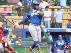 DOMINIO AZUL: La Ofensiva Colectiva del Licey Despierta y Manda a los Leones del Escogido al Cuarto Lugar