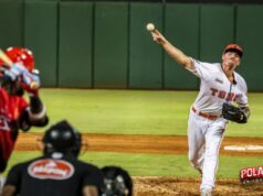 DOBLE PODER TAURINO: Aaron Brooks y Mickey Gasper Lideran a los Toros al Triunfo sobre los Leones y Suben al Segundo Lugar.