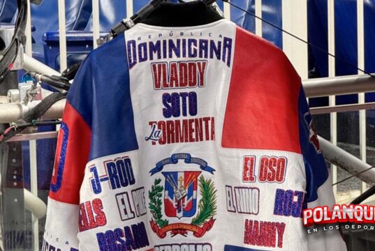 Subastan la chaqueta de celebraciones de República Dominicana en el Clásico Mundial 2026